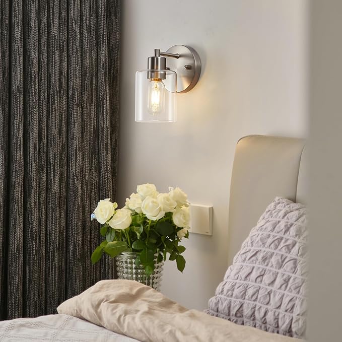 1-Light Bathroom Wall Sconce, Brushed Nickel Vanity Light, Modern Wall Light Fixture with Clear Glass Shade and Moisture and Rust Prevention, Wall Mount Light Fixtures for Mirror, Bedroom, Hallway