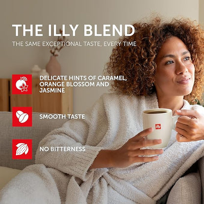 illy Whole Bean Coffee, Classico Medium & Decaffeinated Roasts, 100% Arabica, Premium Italian Coffee, Ideal for Espresso, Drip, Moka and French Press Brewing, 8.8oz, 6 Variety Pack